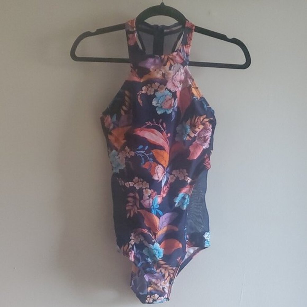 Heat  floral one peice swimsuit size small
